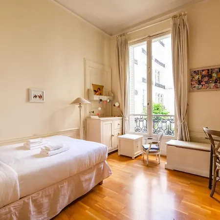 Apartment Veeve - Parisian Charm By Pereire *